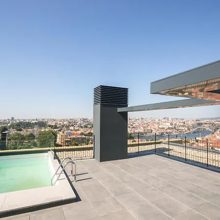 Brand New Luxurious Ap T2 - Amazing View- With Garage * 加亚新城