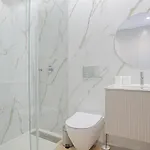 Brand New Luxurious Ap T2 - Amazing View- With Garage *