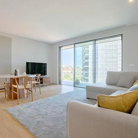Brand New Luxurious Ap T2 - Amazing View- With Garage Appartement