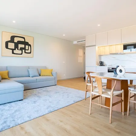 Lägenhet Brand New Luxurious Ap T2 - Amazing View- With Garage Vila Nova de Gaia